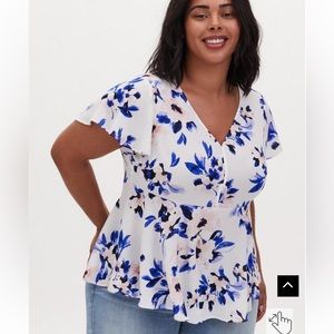 TORRID - Babydoll Georgette Flutter Sleeve Blouse